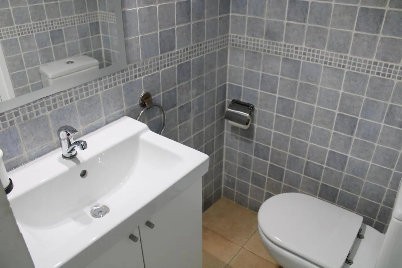 Appartement Estudio Primera Linea De Mar Con Piscina Y Parking à Castell-Castell-Platja d'Aro Espagne