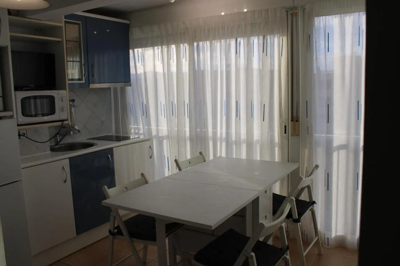 Estudio Primera Linea De Mar Con Piscina Y Parking Apartment Platja d'Aro Spain